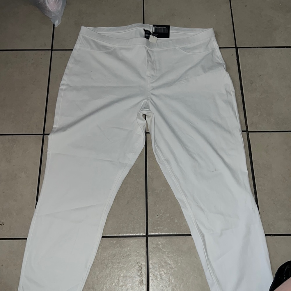Hue White Leggings